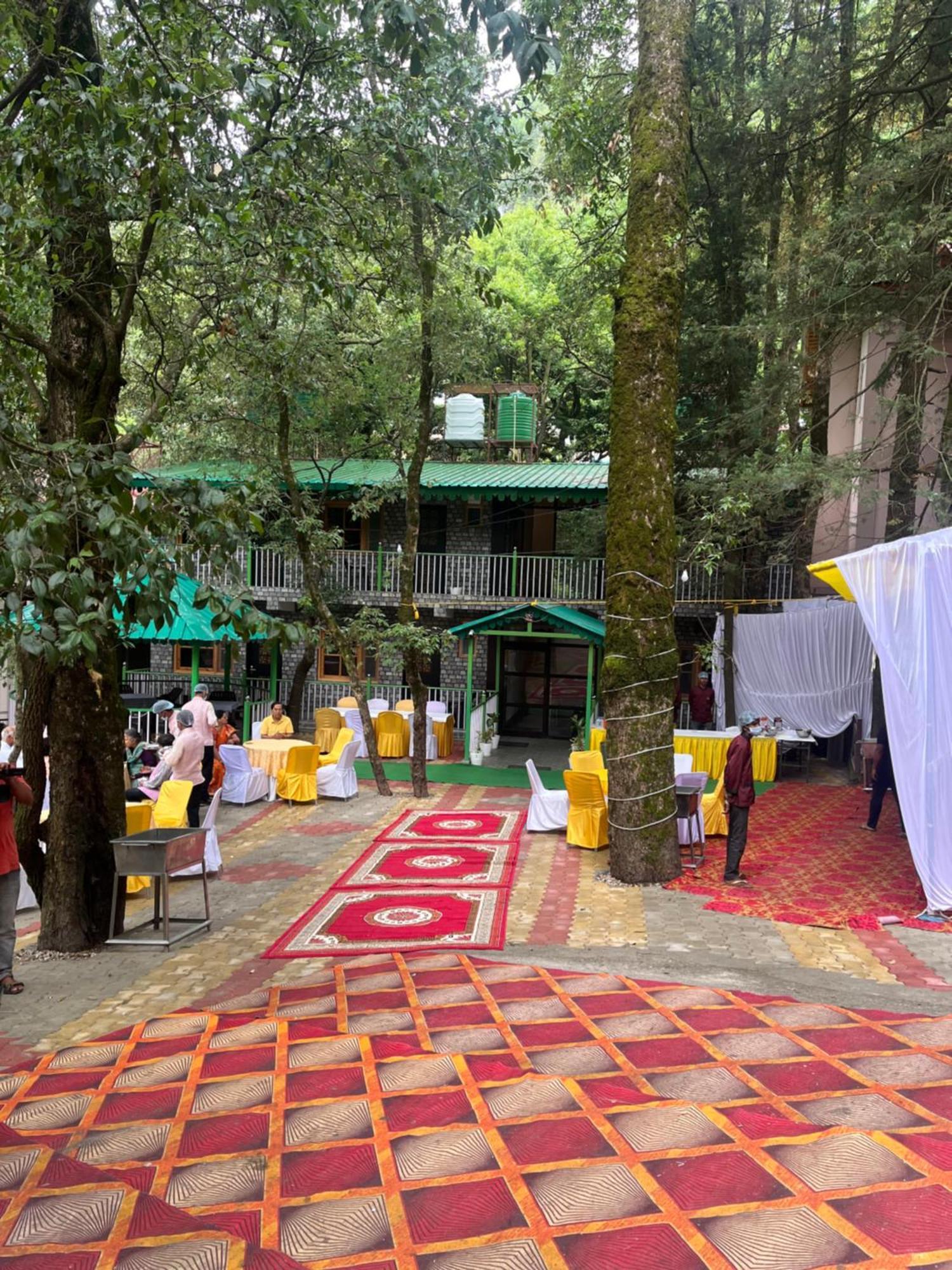Cedar Woods Resort By Heyan Hotels Нейнитал Екстериор снимка
