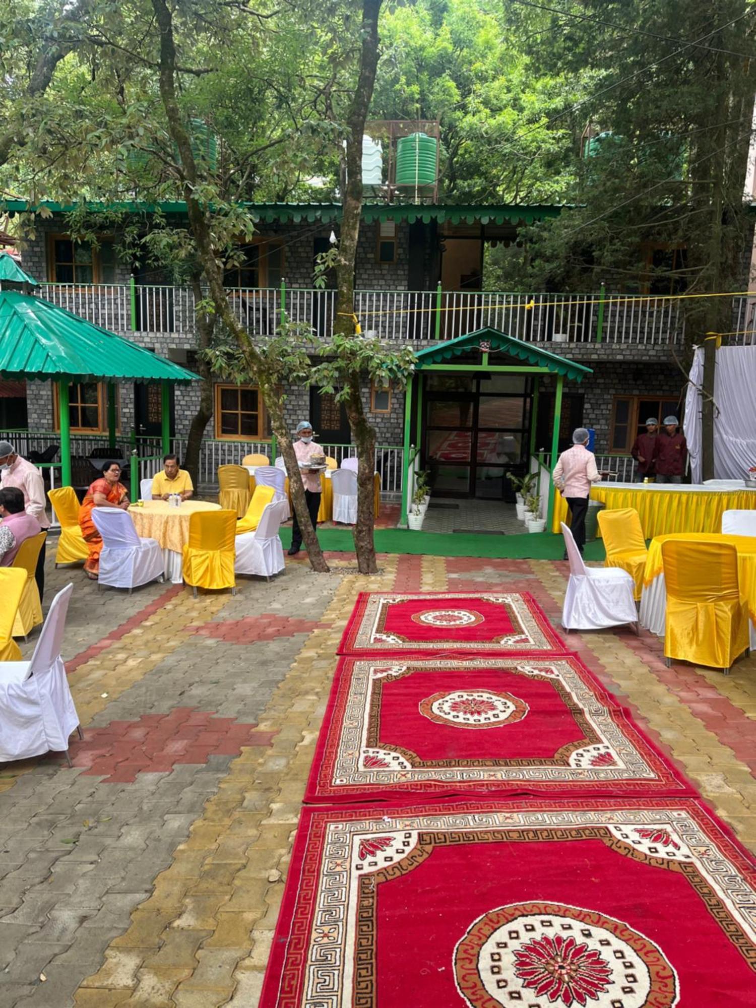 Cedar Woods Resort By Heyan Hotels Нейнитал Екстериор снимка