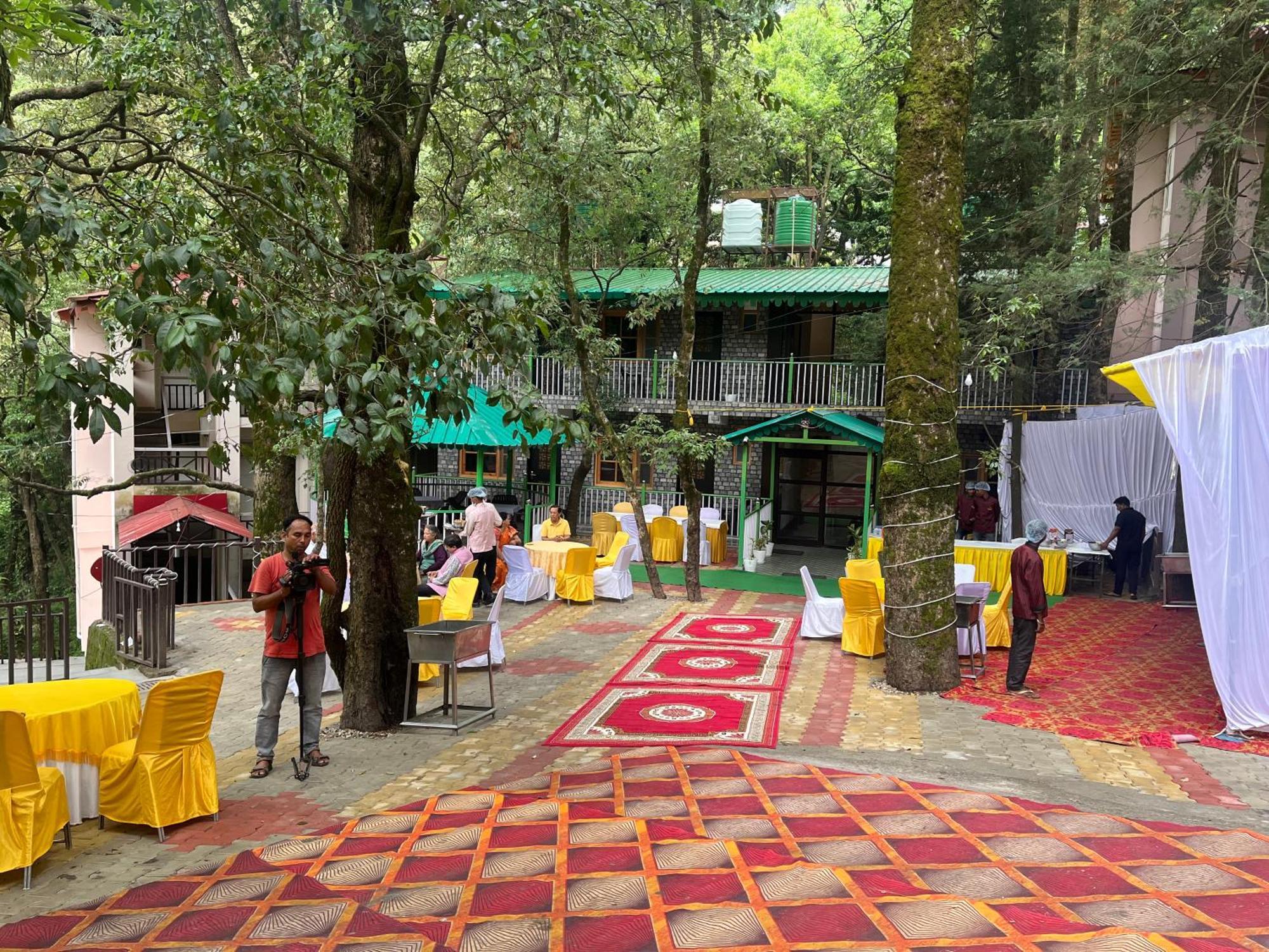 Cedar Woods Resort By Heyan Hotels Нейнитал Екстериор снимка
