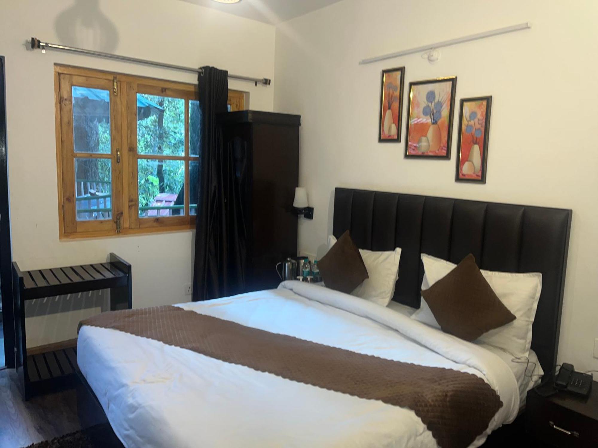Cedar Woods Resort By Heyan Hotels Нейнитал Екстериор снимка