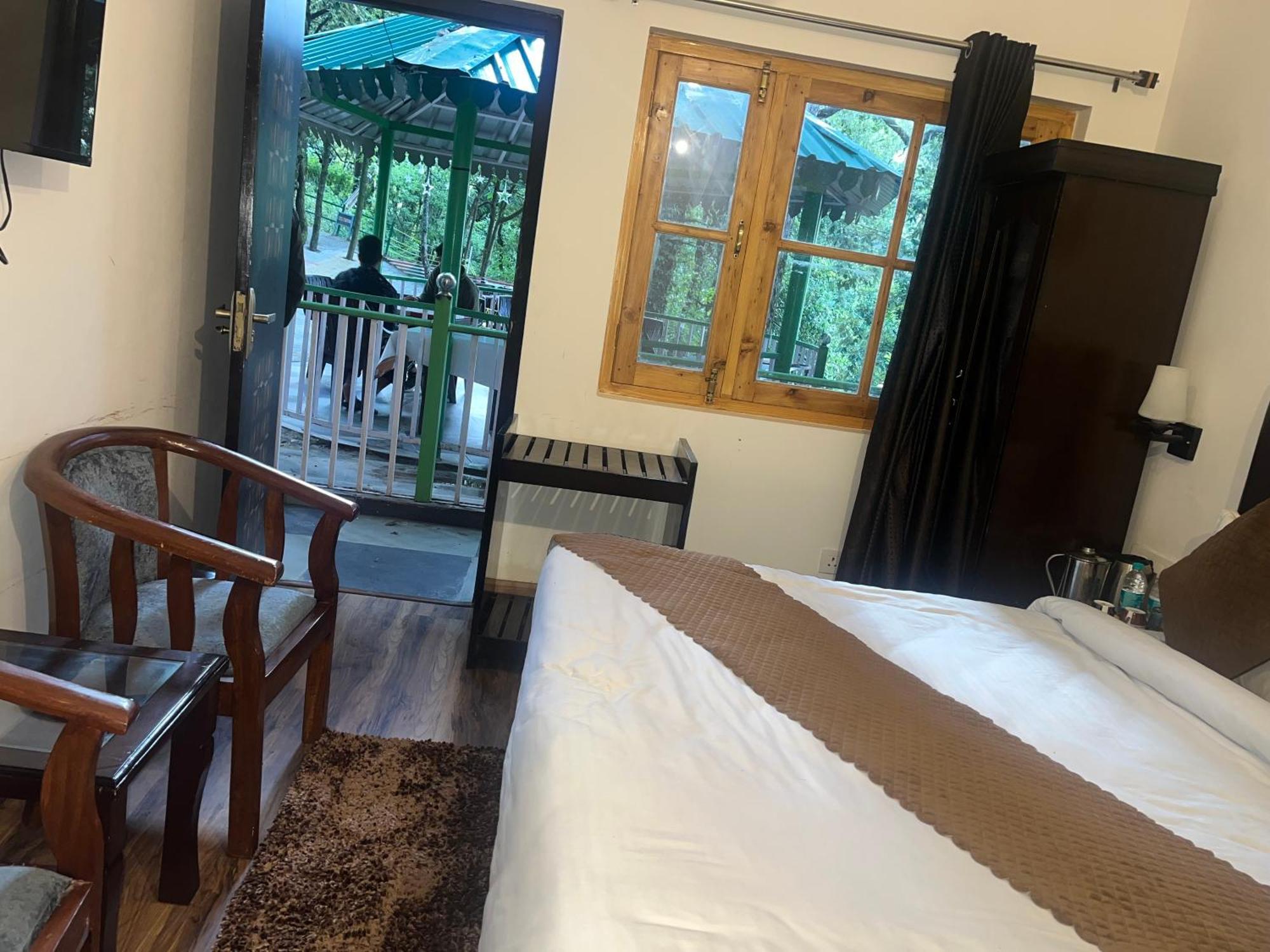 Cedar Woods Resort By Heyan Hotels Нейнитал Екстериор снимка